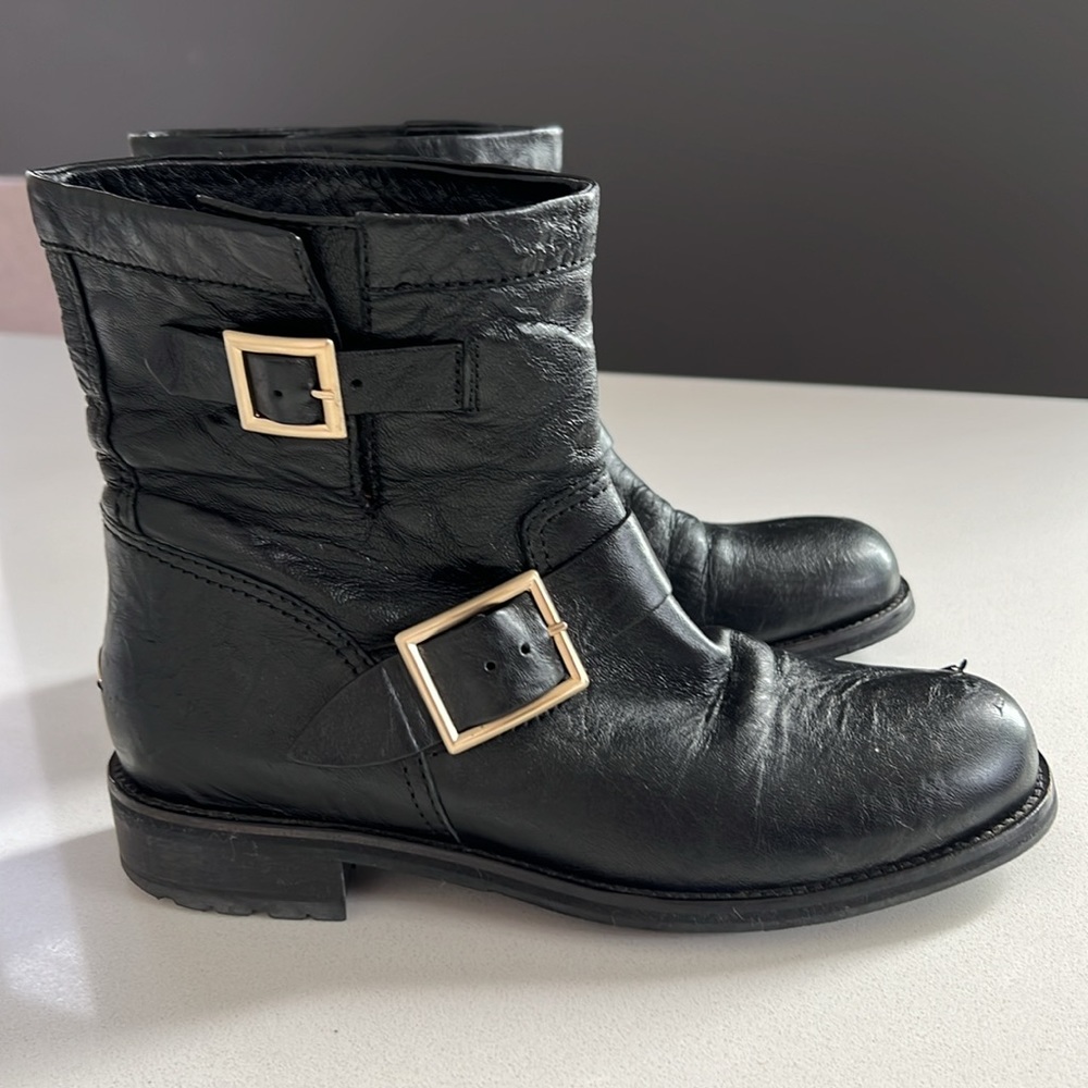 JIMMY CHOO | Youth Black Leather Short Biker
Moto Buckle Boots Size EU 39 1/2